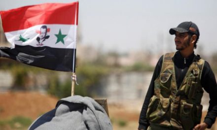 المرصد السوري: قوات النظام ترفع العلم السوري على معبر القنيطرة مع الجولان