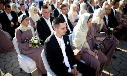 حفل زفاف جماعي إسلامي في أوروبا