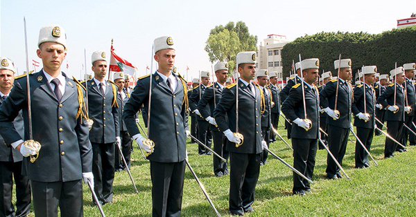 شبكة توهم ضحاياها بقدرتها على ادخال الشبان الى المدرسة الحربية