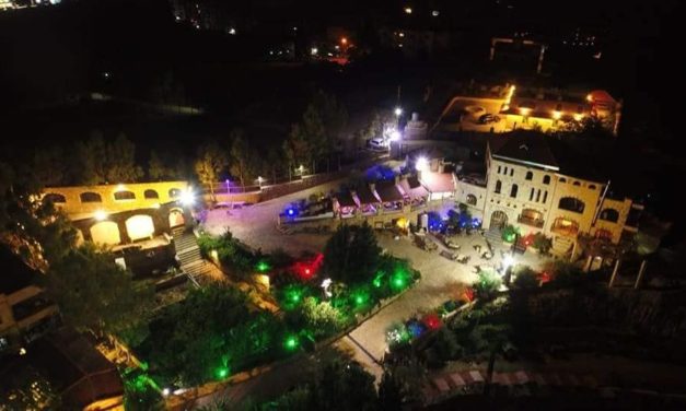 قرية بدر حسون “أيقونة العطور” وتحفة الصناعة البيئية في لبنان