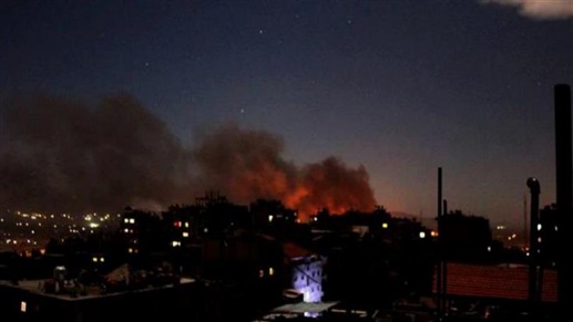هل قصفت اسرائيل مطار المزة قرب دمشق؟