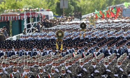 ارتفاع حصيلة الهجوم على العرض العسكري الإيراني إلى 29 قتيلا