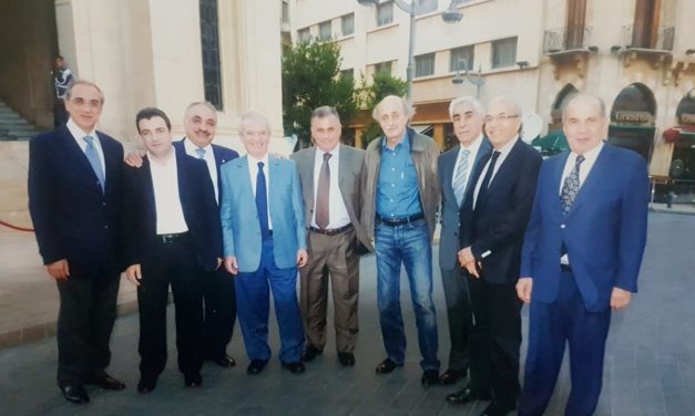 هل يقبل جنبلاط بوزيرين درزيين ووزير مسيحي؟