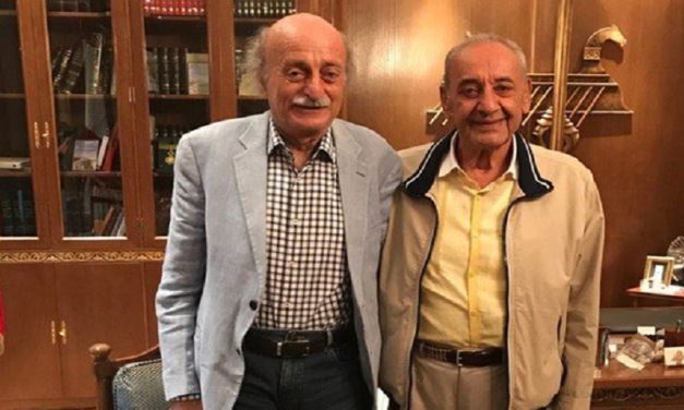 جنبلاط مغردا: أضم صوتي الى صوت الرئيس بري