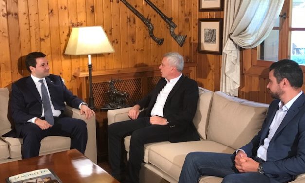 نديم الجميل وصل الى بنشعي للقاء فرنجيه