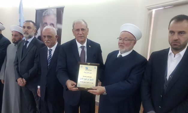 الحريري ممثلا بالجراح يكرم القاضي اللدن في خربة روحا