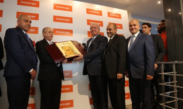 المشنوق خلال افتتاح هوم سكايب لمجموعة ياسين:طفح الكيل