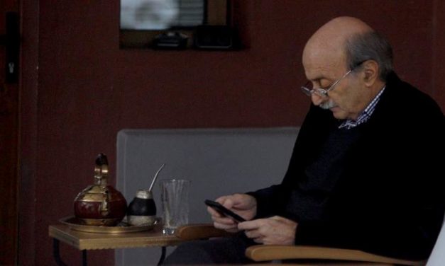 جنبلاط: انصتوا للفاتيكان وانجزوا التسوية مهما كانت!