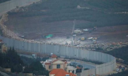 قوات إسرائيلية إضافية إلى الحدود… ونصر الله يهدد بـ رد مفتوح ومن لبنان