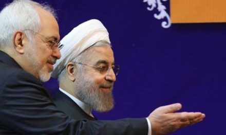 روحاني يرفض استقالة ظريف