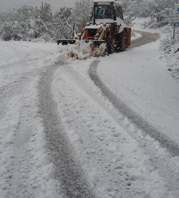 قرى راشيا والبقاع الغربي تحت تأثير منخفض جوي قوي والثلوج على ارتفاع 900 متر