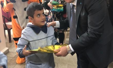 ياسين في احتفال ترفيهي لاطفال مدرسة الهدى: الحريري يسير على خطى والده