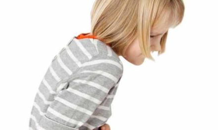 أسباب عسر الهضم عند الأطفال