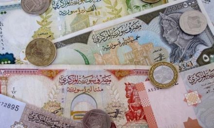 سوريا أغرقت لبنان بعملتها للحصول على دولارات