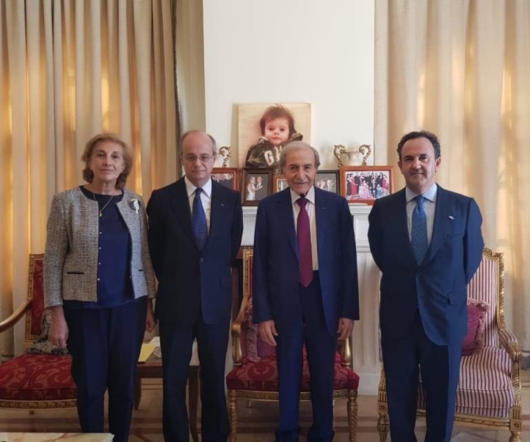 انور الخليل استقبل سفير أسبانيا في دارته في حاصبيا