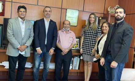 قنصل لبنان في بناما محمد الحاج خلال زيارته قنصل المغرب:خلاص لبنان بالتوافق والحوار