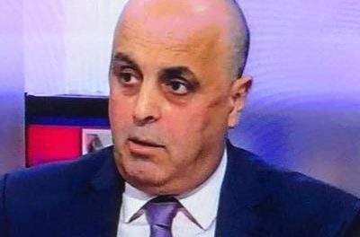 نقولا أبو فيصل مغردا عن وزير الغباء اللبناني