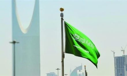 السعودية لمواطنيها: غادروا لبنان فورًا