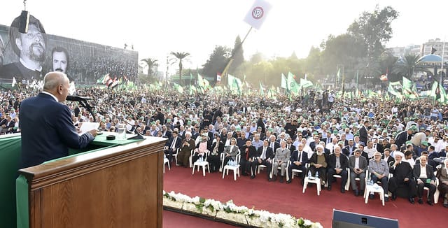 جديد الرئاسة: مسعى لحوار مباشر بين برّي والقوّات