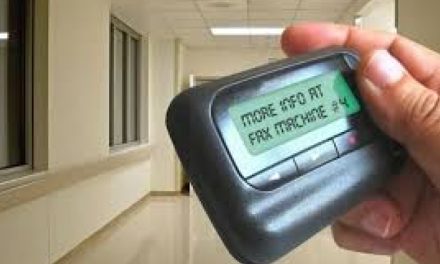 الطيران المدني يصدر تعميما يتعلق بأجهزة PAGER أو WALKIE TALKIE.. وهذا مضمونها!