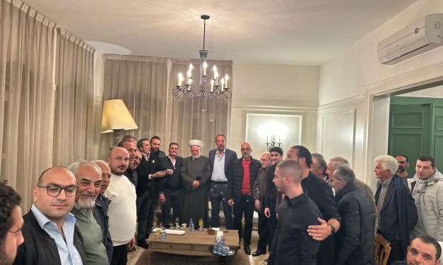 عائلة قزعون في قب الياس ليس لدينا اي مرشح من العائلة نحن مع التوافق