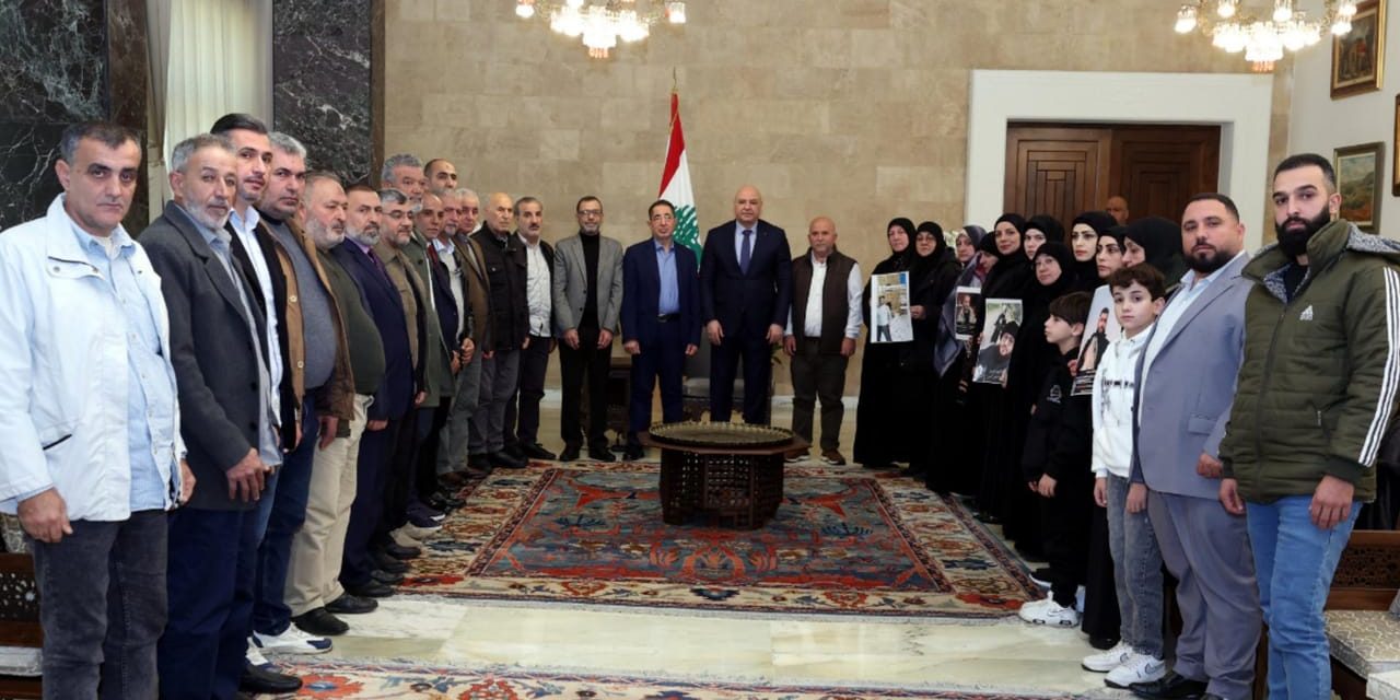 عون: عودة الأسرى المعتقلين في إسرائيل “أولوية” في المفاوضات