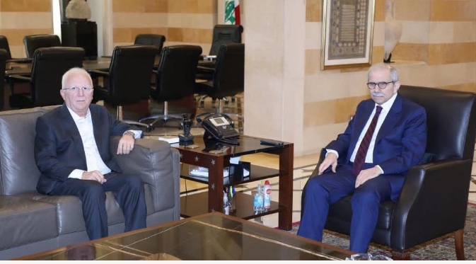 ميشال ضاهر من السراي: لبنان لا يحتمل… وإجراءات عاجلة مطلوبة لاحتواء تداعيات الحرب