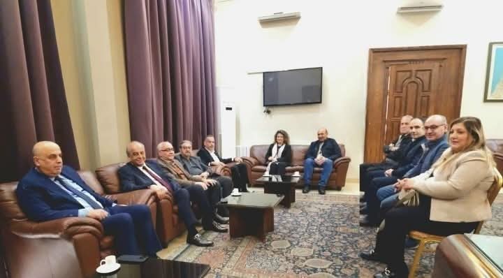 البقاع يتضامن في مواجهة الأزمات… تجمع الصناعيين يزور محافظ البقاع لتنسيق دعم مراكز الإيواء ومساندة اللبنانيين