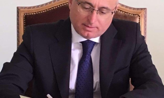 كتب الدكتور مروان أبو لطيف* “الهجرة … هذا الثقب الاسود !