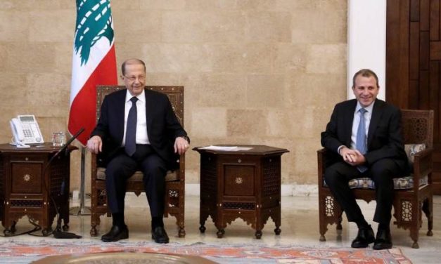 العهد يتراجع عن “حرب إلغاء” اقتصادية ويلجأ لحزب الله