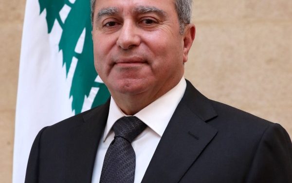 المشرفية: إرجاء توزيع المساعدات المالية إلى حين انتهاء الجيش من التدقيق باللوائح
