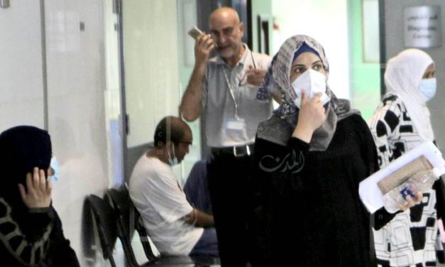 البروفسور دبيبو: لا تخافوا.. سنكتسب المناعة قبل وصول اللقاح