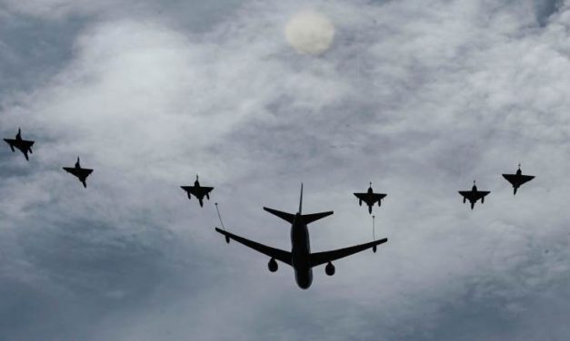 قاذفات “بي-52” الاميركية فوق الخليج..لردع إيران
