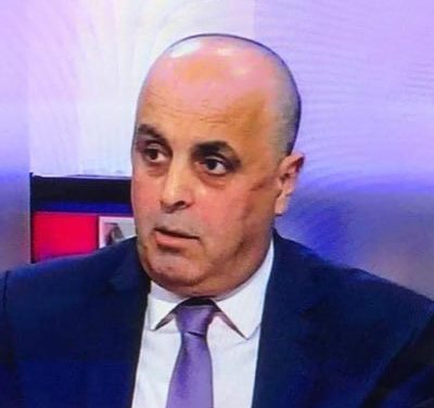 ما بين اللبناني العنيد وزهرة السوسن …