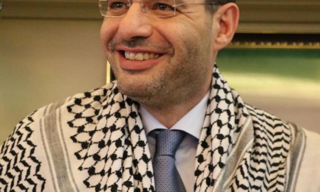 حسن مراد حيا أبطال فلسطين: الرد على كل الإتفاقيات والغطرسة والتبجح الصهيوني أتى من قلب القدس