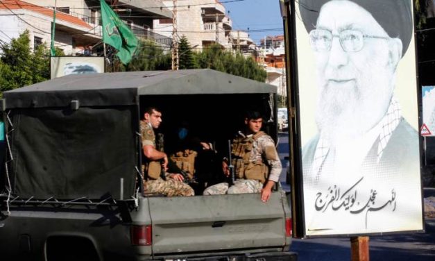 لبنان للانقسام الاقتصادي والسياسي: بلاد حزب الله وجغرافيا الجيش