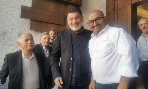 ابراهيم سلوم هنأ النائب بلال الحشيمي على رأس وفد من آل سلوم