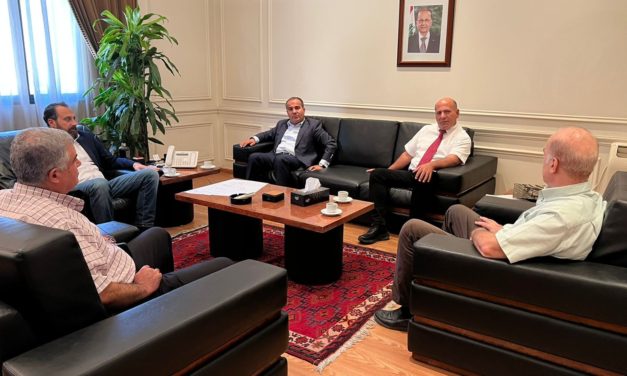 سعيد ياسين وغسان الجراح زارا علوية وحايك  وبحثا موضوع تأمين التيار الكهربائي لمحطة مياه شمسين  24/24 من  خط مركبا