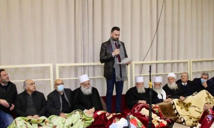 جنبلاط في ذكرى تحرير الشحّار من عبيه: قدّمنا شهداء لنحرّر المقدسات ونحمي الأرض والعرض… وسنحافظ على هويتنا وتاريخنا ومستقبلنا