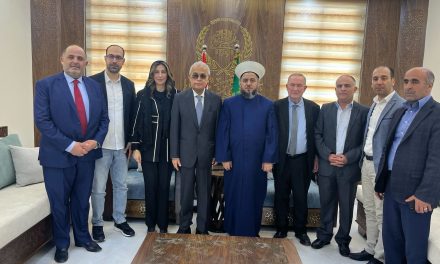 سكاف معايدا مفتيي زحلة وراشيا: نأمل ان تكون زيارة سلام الى السعودية معبراً لإعادة ترسيخ العلاقة بين البلدين
