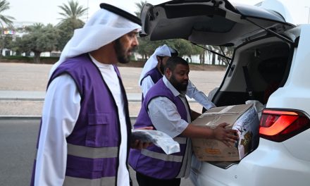 جمعية الإمارات للسرطان توزع “السلال الرمضانية “على الأسر المتعففة في إمارة أبو ظبي