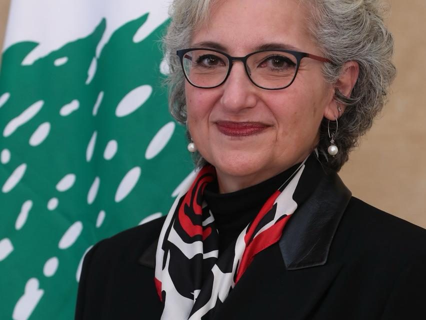 وزيرة التربية تبشّر القطاع التربوي