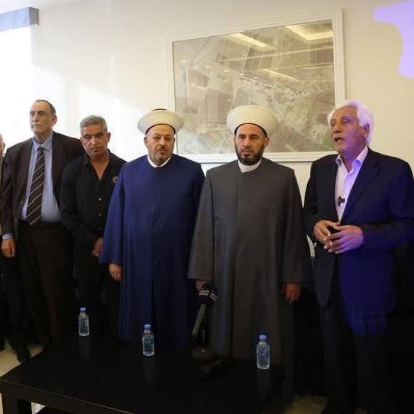 محمد مظلوم مكرما في بلدته.. الغزاوى: نقدر له تفانيه من اجل بلدته ومناقبيته