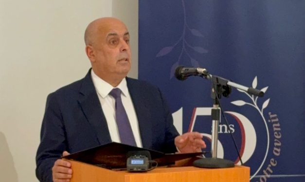 نقولا أبو فيصل يكتب”هل الكتابة فعلُ شفاء”؟