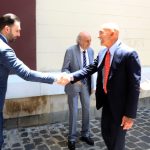 جنبلاط عرض مع باراك الأوضاع في لبنان والمنطقة