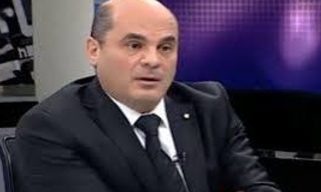 ميشال افرام : لا استقالة