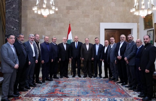 برّي “يفقّس” مبادرة للسلاح على حرارة صلاحيّات استثنائية لليونيفيل دجاجة “حزب الله” أوّلًا أم بيضة إسرائيل؟