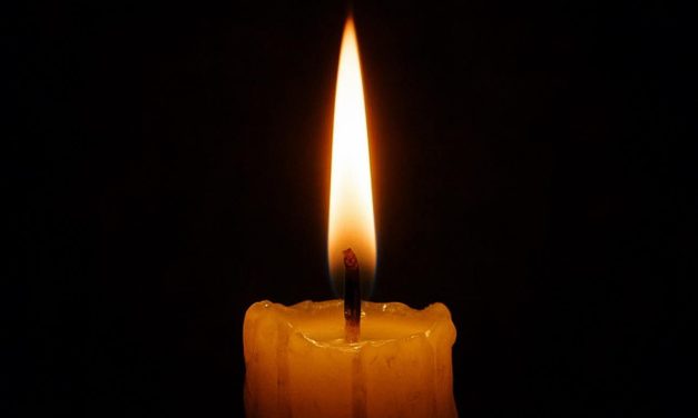 كتب نقولا أبو فيصل “شمعة في ظلمة هذا الشرق”