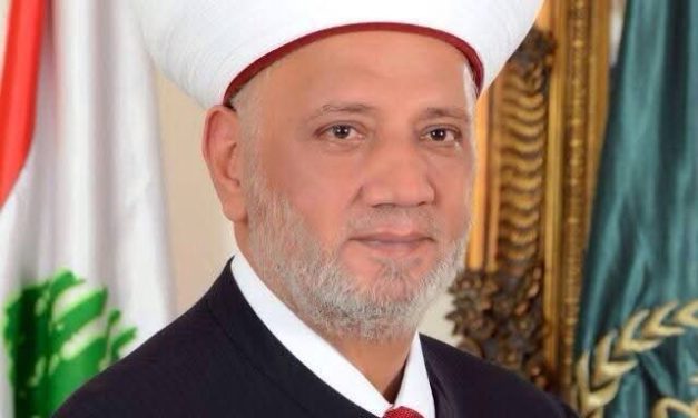 رسالة من اسراء حجازي الى سماحة مفتي الجمهورية : عاقبوا المتطاولين على رجال الدين