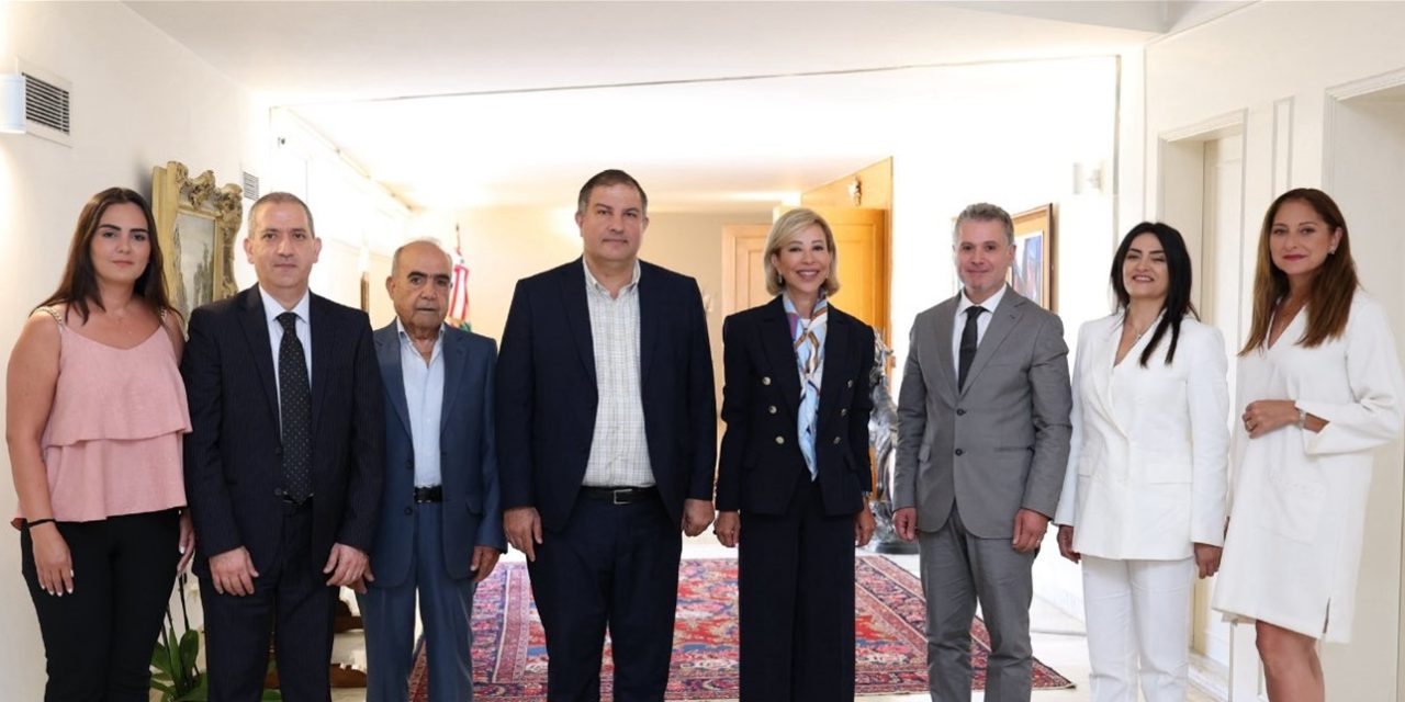 وفد من اليازا زار السيدة الأولى في القصر الجمهوري